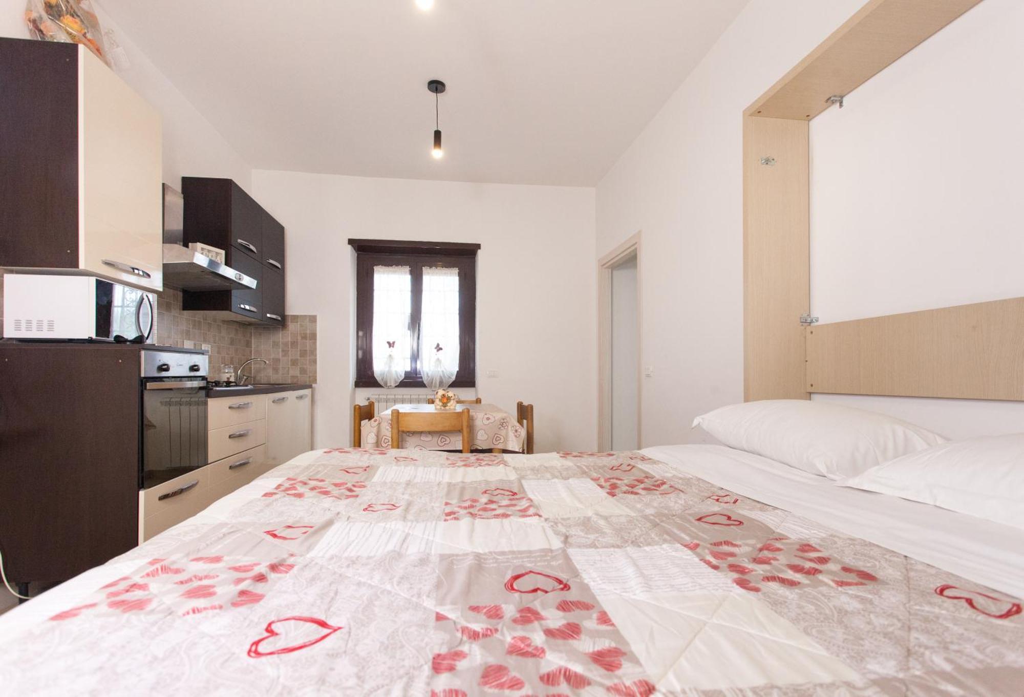 Alloggio Turistico A Casa Di Paoletto Fiumicino Bagian luar foto