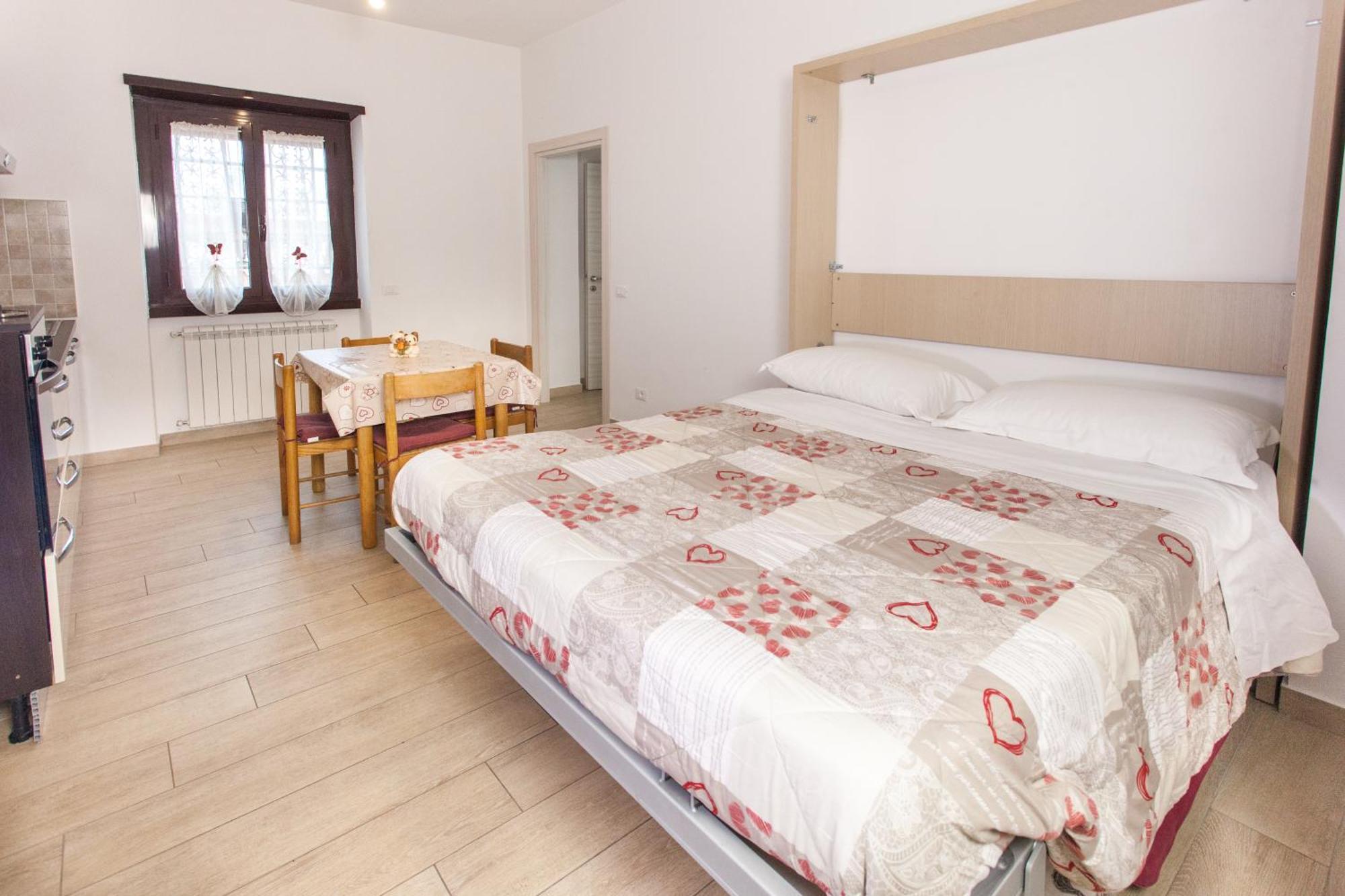 Alloggio Turistico A Casa Di Paoletto Fiumicino Bagian luar foto