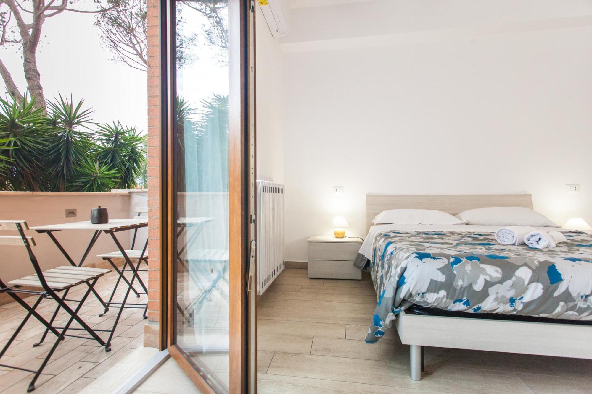 Alloggio Turistico A Casa Di Paoletto Fiumicino Bagian luar foto